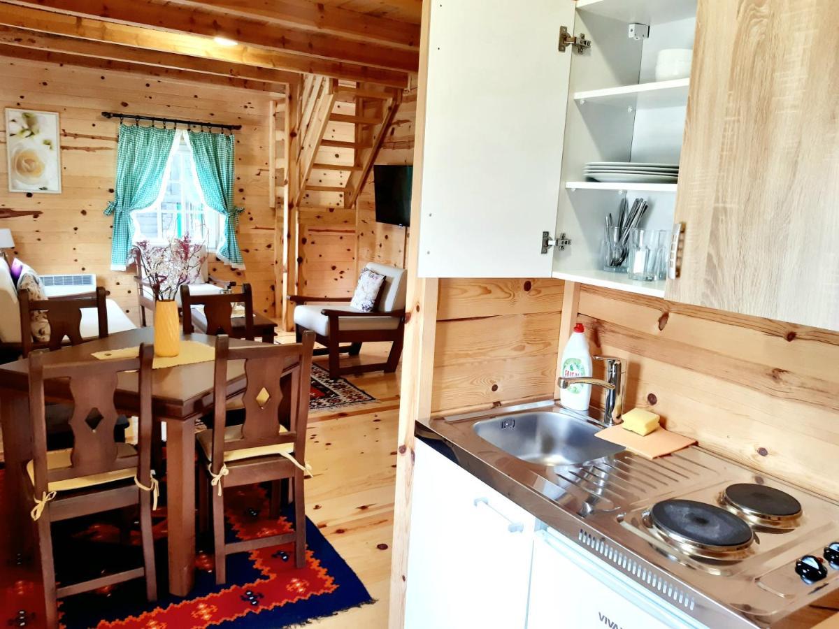 El Paso City, Zlatibor - Unique Wooden Cottages, Treehouse, Wild West Rooms, Accommodation 1-6 People Εξωτερικό φωτογραφία