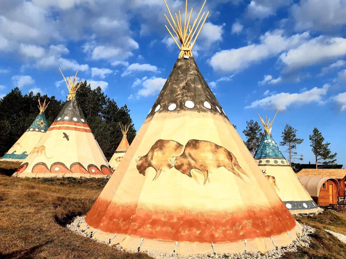El Paso City, Zlatibor - Unique Wooden Cottages, Treehouse, Wild West Rooms, Accommodation 1-6 People Εξωτερικό φωτογραφία