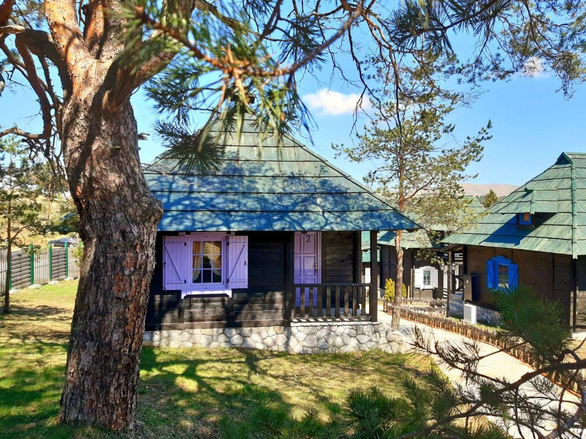 El Paso City, Zlatibor - Unique Wooden Cottages, Treehouse, Wild West Rooms, Accommodation 1-6 People Εξωτερικό φωτογραφία
