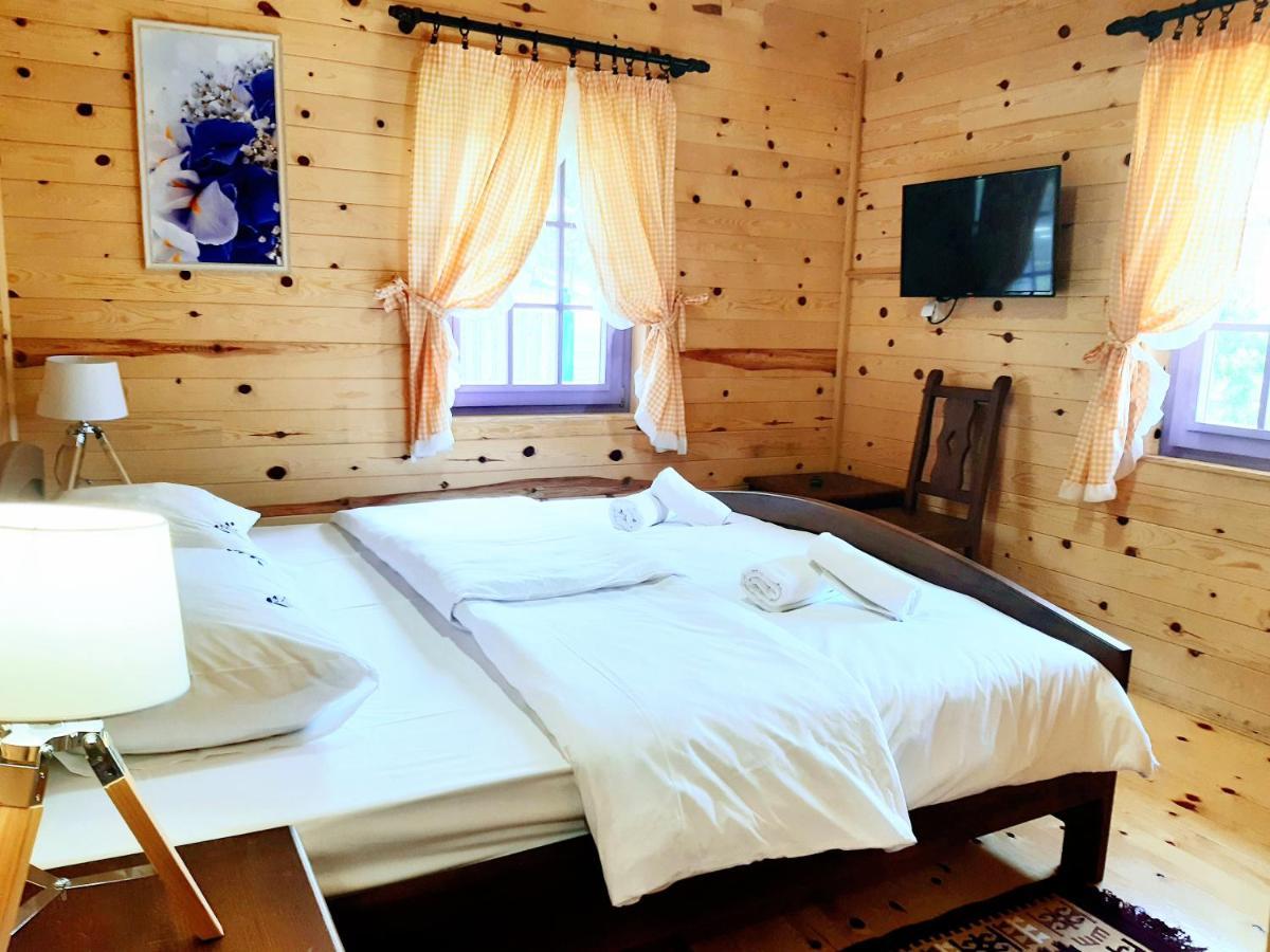 El Paso City, Zlatibor - Unique Wooden Cottages, Treehouse, Wild West Rooms, Accommodation 1-6 People Εξωτερικό φωτογραφία
