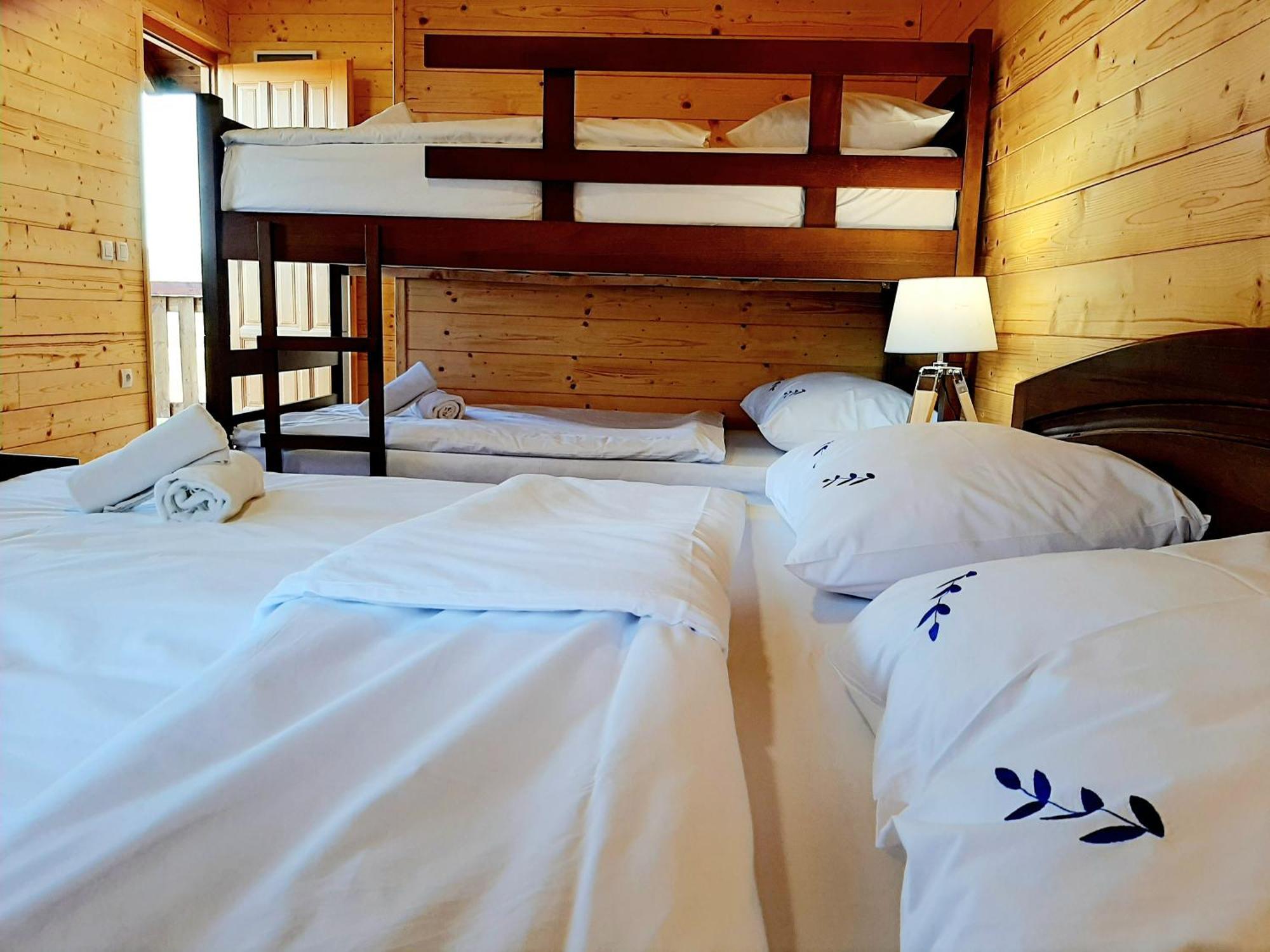 El Paso City, Zlatibor - Unique Wooden Cottages, Treehouse, Wild West Rooms, Accommodation 1-6 People Δωμάτιο φωτογραφία