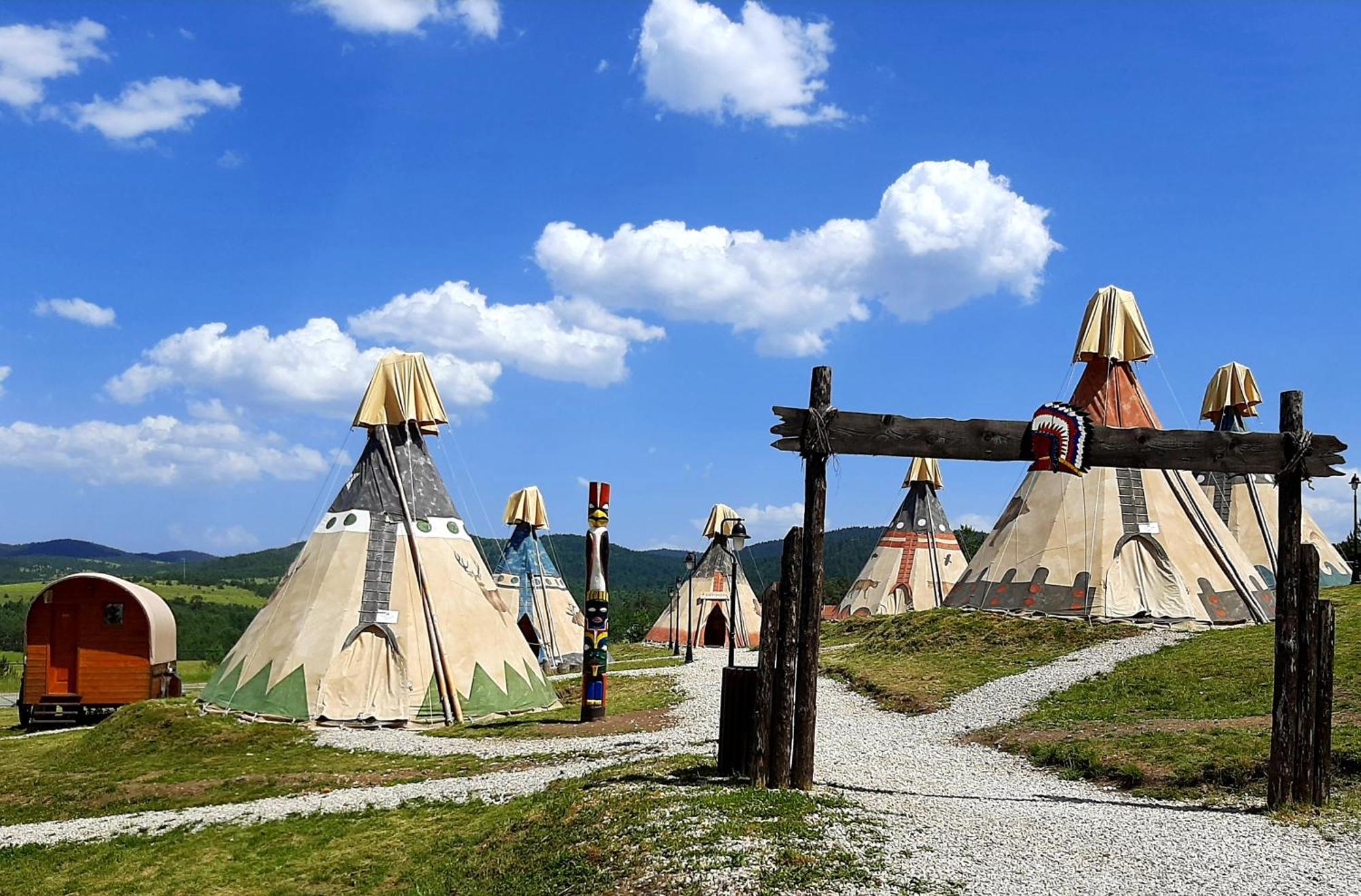 El Paso City, Zlatibor - Unique Wooden Cottages, Treehouse, Wild West Rooms, Accommodation 1-6 People Δωμάτιο φωτογραφία